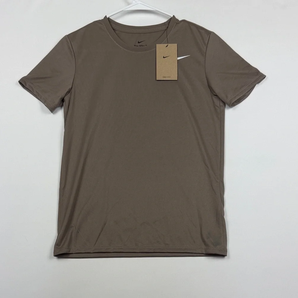 Nike Short Sleeve Brown Tee Women’s NWT